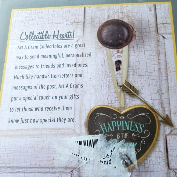 Art a Gram heart shaped collectible gift NWT - Picture 5 of 8